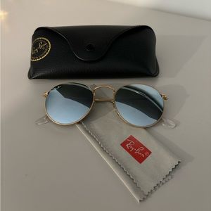 Silver reflective circle raybans